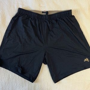 NWOT Tracksmith Session Shorts 7in.